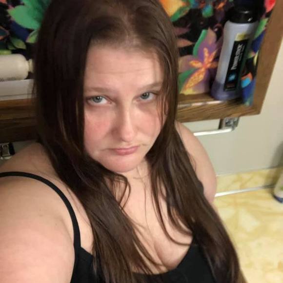 Meet your Posher, Heather - Picture 1 of 1